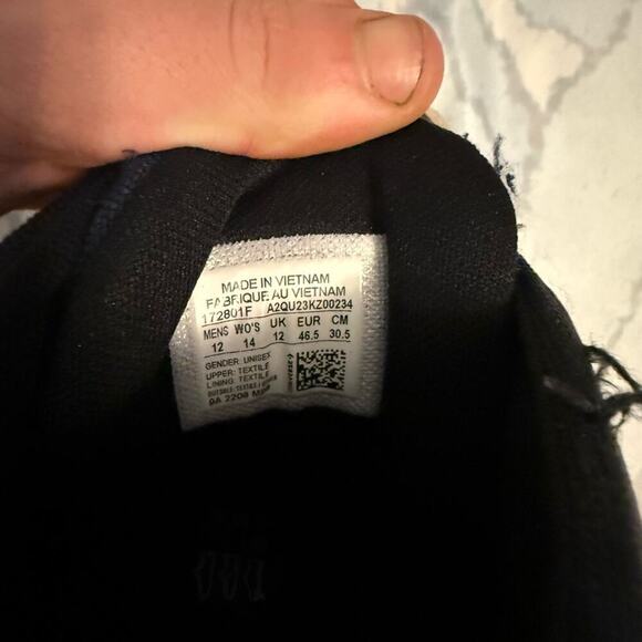 Converse Blue Sneakers Classic Design - Picture 4 of 5